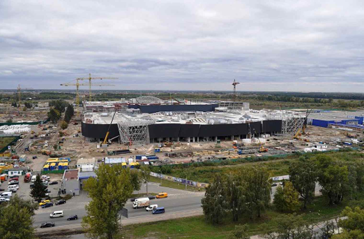 Shopping and entertainment center RESPUBLIKA is ready for more than 50 % and will be put into operation in 2014